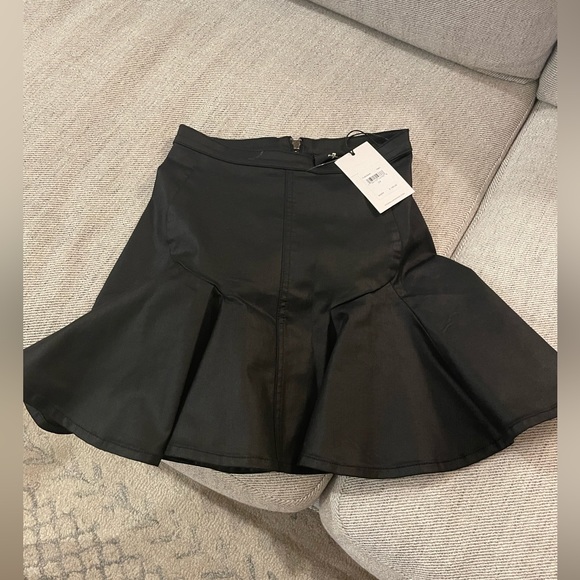 New beautiful skirt